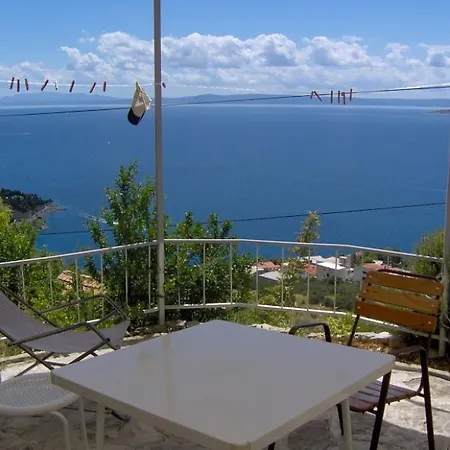 Guesthouse Brela * Brela